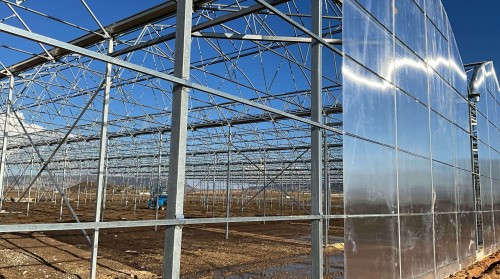 The Long-Term Advantages of Steel Construction in Industrial Greenhouse Systems